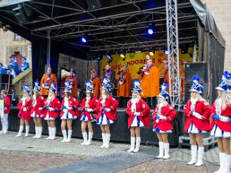 2021_11_13-eroeffnung-markt-015