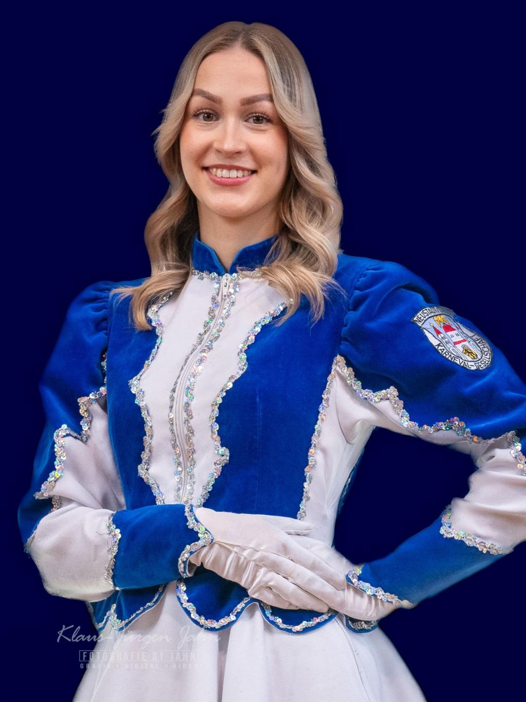 alyssa-henniger-70.sess